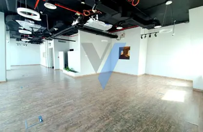 Office Space - Studio - 1 Bathroom for rent in Iris Bay - Business Bay - Dubai Office Space - Studio - 1 Bathroom for rent in Iris Bay - Business Bay - Dubai