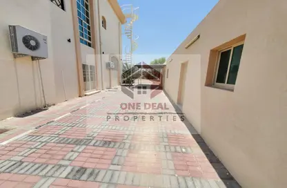 Duplex - 6 Bedrooms for rent in Al Jimi - Al Ain