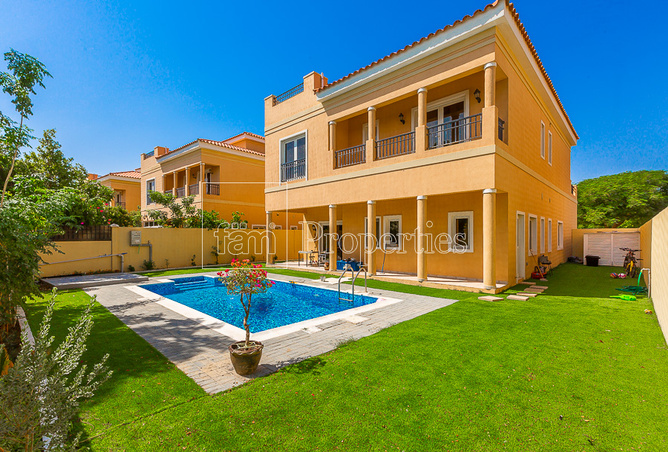 5br Pool Facing Park Easy Access Big Backyard Ref Pf Vs 4235