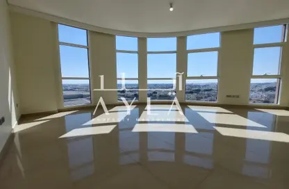 Apartment - 3 Bedrooms - 4 Bathrooms for rent in United Square - Al Khalidiya - Abu Dhabi