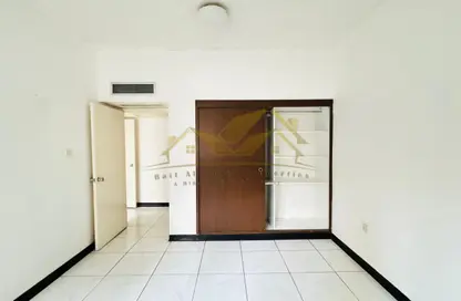 Apartment - 2 Bedrooms - 2 Bathrooms for rent in Golden Sands 1 - Mankhool - Bur Dubai - Dubai