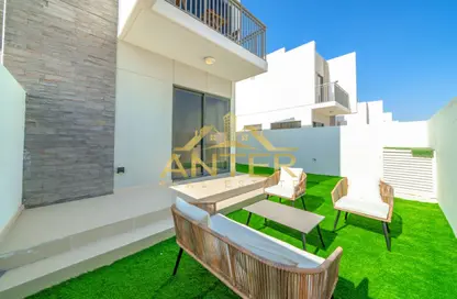 Townhouse - 3 Bedrooms - 5 Bathrooms for rent in Zinnia - The Roots DAMAC Hills 2 - Damac Hills 2 - Dubai