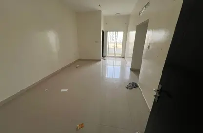 Apartment - 2 Bedrooms - 2 Bathrooms for rent in Al Rumailah building - Al Rumailah 2 - Al Rumaila - Ajman