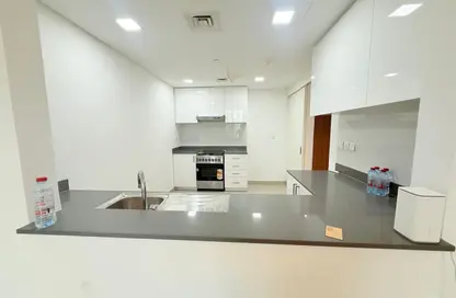 شقة - غرفة نوم - 2 حمامات للايجار في شقق أريج - الجادة - الشارقة