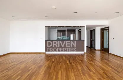 Apartment - 2 Bedrooms - 3 Bathrooms for sale in Burj Daman - DIFC - Dubai