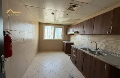 شقة - 2 غرف نوم - 2 حمامات للايجار في المجاز 2 - المجاز - الشارقة