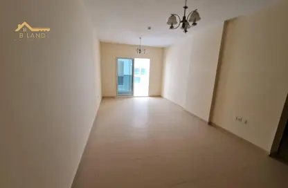 Apartment - 2 Bedrooms - 3 Bathrooms for rent in Muwailih Building - Muwaileh - Sharjah