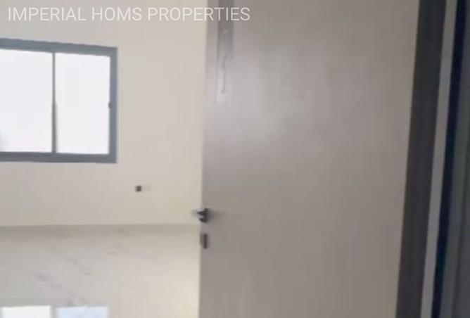 15472006 - Property Image 3