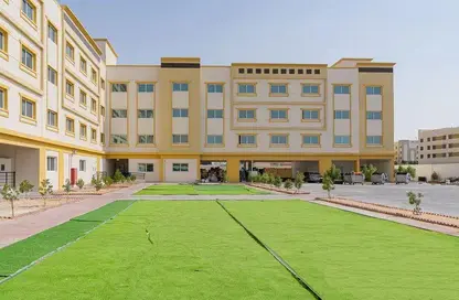 سكن عمال - استوديو - 8 حمامات للبيع في مجمع دبي للإستثمار - دبي