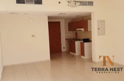 Apartment - Studio - 1 Bathroom for rent in Gardenia 2 - Emirates Gardens 1 - Jumeirah Village Circle - Dubai