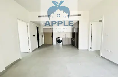 Apartment - 2 Bedrooms - 3 Bathrooms for rent in The Boulevard 2 - Aljada - Sharjah