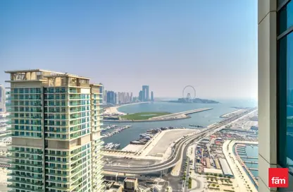 Apartment - 1 Bedroom - 2 Bathrooms for sale in Beach Vista - EMAAR Beachfront - Dubai Harbour - Dubai
