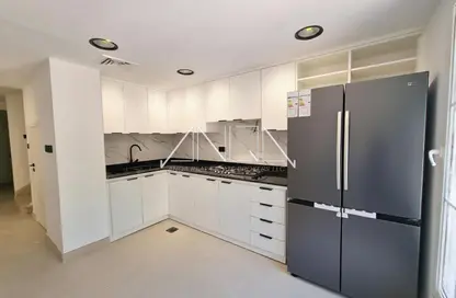 تاون هاوس - 2 غرف نوم - 3 حمامات للبيع في الينابيع 3 - الينابيع - دبي