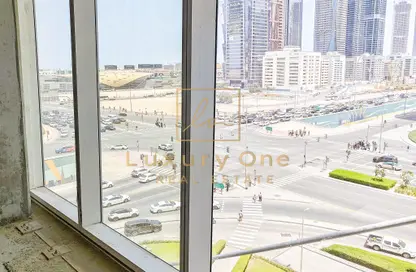 متجر - استوديو - 2 حمامات للايجار في ون باي امنيات - الخليج التجاري - دبي