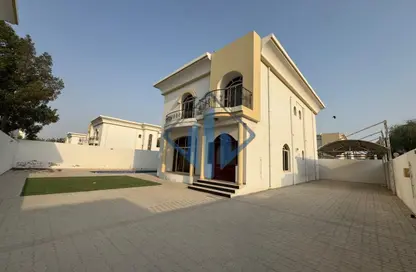Villa - 3 Bedrooms - 5 Bathrooms for rent in Seih Al Uraibi - Ras Al Khaimah