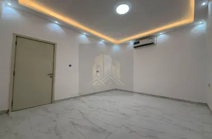 Apartment - 1 Bedroom - 2 Bathrooms for rent in Khalifa City A Villas - Khalifa City A - Khalifa City - Abu Dhabi