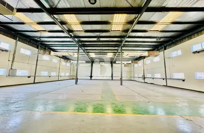 Warehouse - Studio for sale in Phase 1 - Dubai Investment Park (DIP) - Dubai