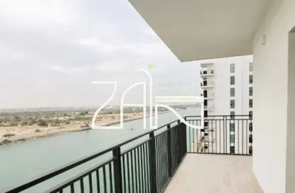 Apartment - 3 Bedrooms - 4 Bathrooms for sale in Waters Edge - Yas Island - Abu Dhabi