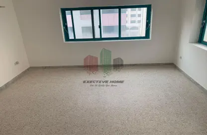 Empty Room image for: Apartment - 2 Bedrooms - 2 Bathrooms for rent in C13 - Al Nahyan - Abu Dhabi, Image 1