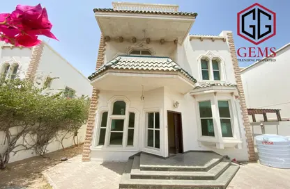 Villa - 4 Bedrooms - 5 Bathrooms for rent in Umm Suqeim 3 Villas - Umm Suqeim 3 - Umm Suqeim - Dubai