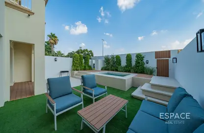 فيلا - 3 غرف نوم - 3 حمامات للبيع في الينابيع 3 - الينابيع - دبي