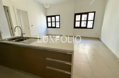 شقة - غرفة نوم - 2 حمامات للايجار في برج الأندلس إي - الأندلس - منطقة الجولف بالجميرا - دبي