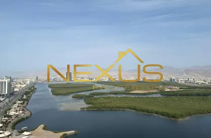 شقة - 3 غرف نوم - 4 حمامات للايجار في كورنيش راس الخيمة - رأس الخيمة