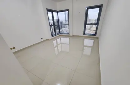 Apartment - 1 Bedroom - 2 Bathrooms for rent in Al Khalidiya - Abu Dhabi