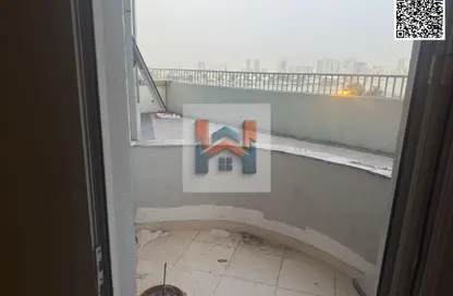 شقة - غرفة نوم - 2 حمامات للايجار في أورينت تاور 1 - أورينت تاور - البستان - عجمان