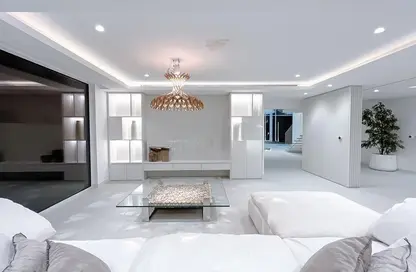 Villa - 5 Bedrooms - 6 Bathrooms for rent in Master View - Mediterranean Clusters - Jumeirah Islands - Dubai