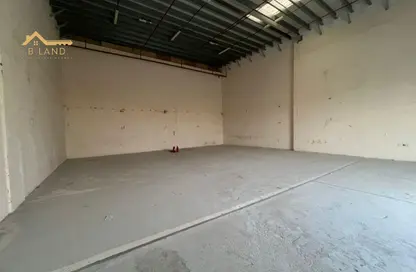 Warehouse - Studio - 1 Bathroom for rent in Al Sajaa Industrial - Al Sajaa - Sharjah