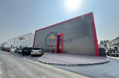 Show Room - Studio - 4 Bathrooms for rent in Al Quoz Industrial Area 3 - Al Quoz Industrial Area - Al Quoz - Dubai