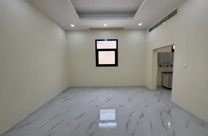 Apartment - Studio - 1 Bathroom for rent in Baniyas West - Baniyas - Abu Dhabi