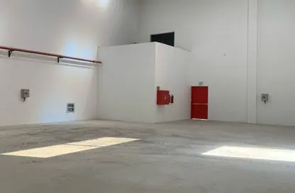 مستودع - استوديو - 1 حمام للايجار في أم الثعوب - أم القيوين مستودع - استوديو - 1 حمام للايجار في أم الثعوب - أم القيوين