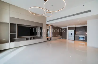 Apartment - 2 Bedrooms - 3 Bathrooms for rent in Grand Bleu Tower 1 - EMAAR Beachfront - Dubai Harbour - Dubai