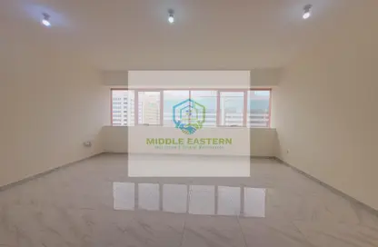 Empty Room image for: Apartment - 2 Bedrooms - 3 Bathrooms for rent in Al Wahda Street - Al Wahda - Abu Dhabi, Image 1