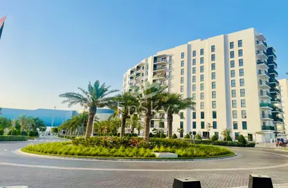 Apartment - Studio - 1 Bathroom for rent in Waters Edge - Yas Island - Abu Dhabi