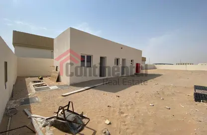 Land - Studio for rent in Al Sajaa - Sharjah