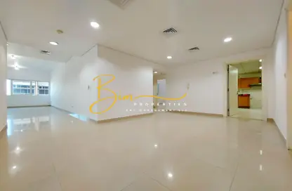 Apartment - 3 Bedrooms - 3 Bathrooms for rent in Khalidiya Towers - Al Khalidiya - Abu Dhabi