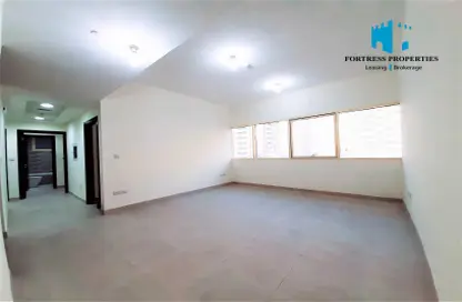 Apartment - 2 Bedrooms - 2 Bathrooms for rent in C2 Mohamad Al Meheir - Al Falah Street - City Downtown - Abu Dhabi