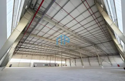 مستودع - استوديو - 8 حمامات للايجار في سيح شعيب 4 - مدينة دبي الصناعية - دبي