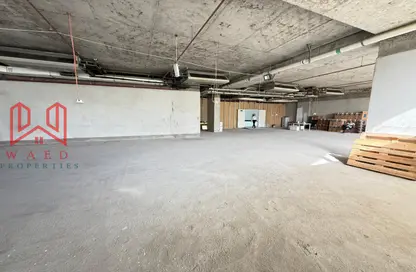 Shop - Studio - 1 Bathroom for rent in Oud Metha - Bur Dubai - Dubai