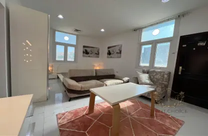 Living Room image for: Apartment - 1 Bathroom for rent in Khalifa City A Villas - Khalifa City A - Khalifa City - Abu Dhabi, Image 1