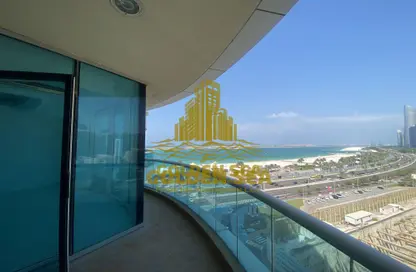 Apartment - 3 Bedrooms - 4 Bathrooms for rent in Corniche Residence - Corniche Road - Abu Dhabi