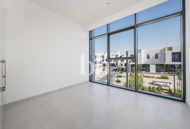 15526900 - Property Image 3