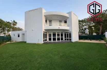 Villa - 4 Bedrooms - 5 Bathrooms for rent in Jumeirah 2 Villas - Jumeirah 2 - Jumeirah - Dubai