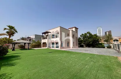 Villa - 2 Bedrooms - 2 Bathrooms for rent in District 2F - Jumeirah Village Triangle - Dubai