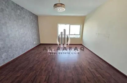 Apartment - 3 Bedrooms - 4 Bathrooms for rent in Al Mamzar - Al Mamzar - Sharjah - Sharjah