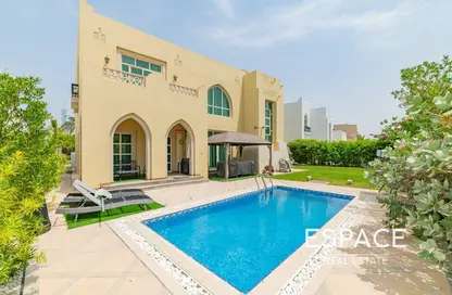 Villa - 4 Bedrooms - 4 Bathrooms for rent in Entertainment Foyer - Islamic Clusters - Jumeirah Islands - Dubai