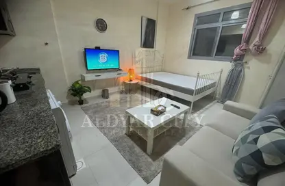 شقة - 1 حمام للايجار في بنايه عجمان 44 - 1 الحميدية - الحميدية - عجمان